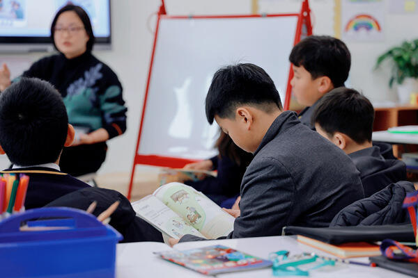 Grade 3 - 中文课,南通惠立学校